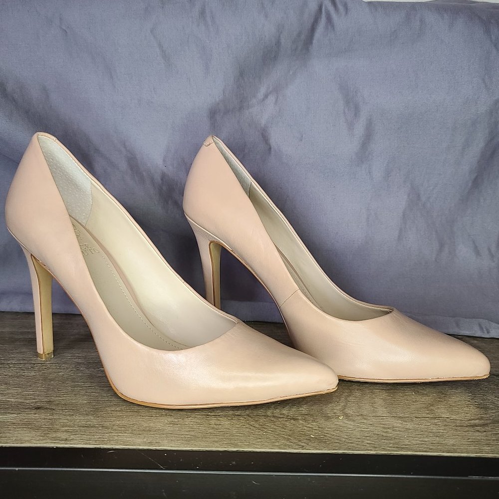 Beige Vince camuto